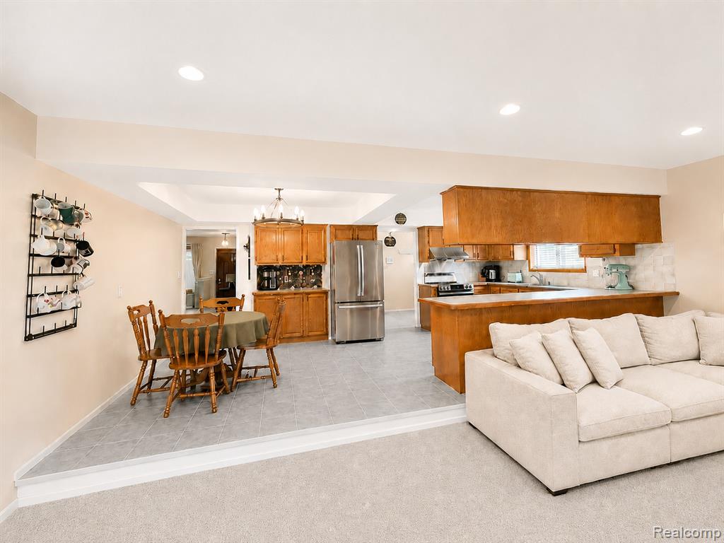 39217 Bramblebush Court, Clinton Twp, MI 48038 — Photo 10