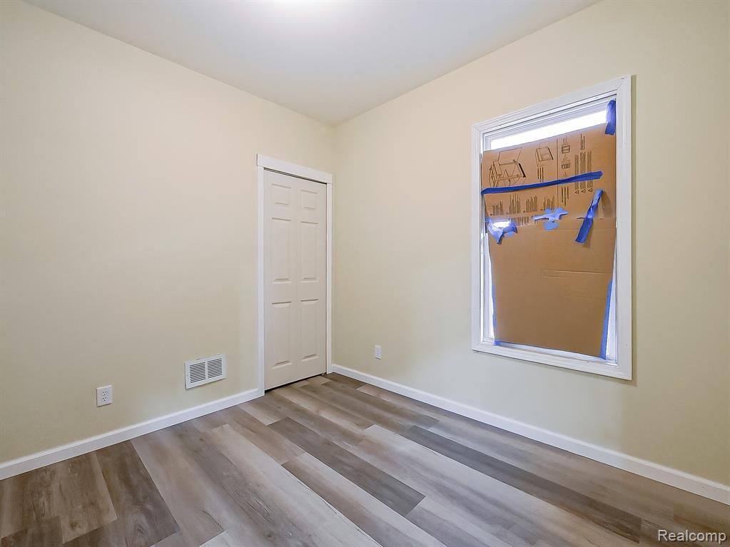 895 Blaine Street, Detroit, MI 48202 — Photo 10