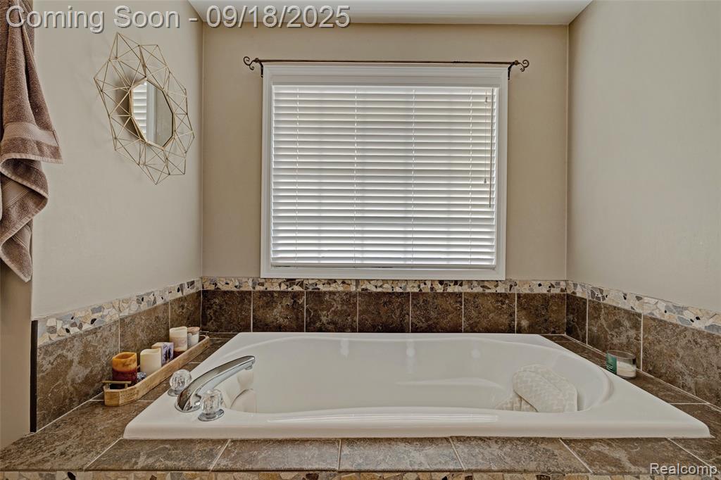7438 Peppermill Drive, Swartz Creek, MI 48473 — Photo 28
