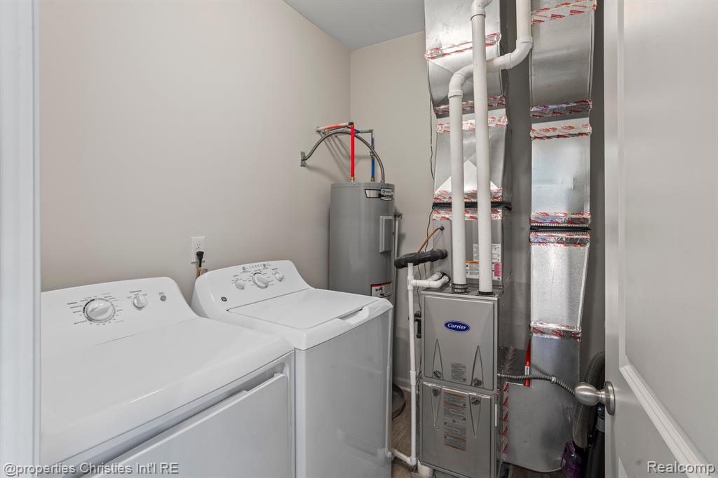 9776 RIDGE RUN Street, Howell, MI 48855 — Photo 19