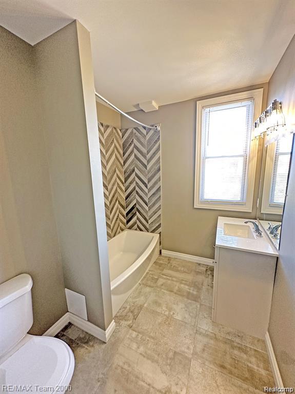233 Leicester Court, Detroit, MI 48202 — Photo 19