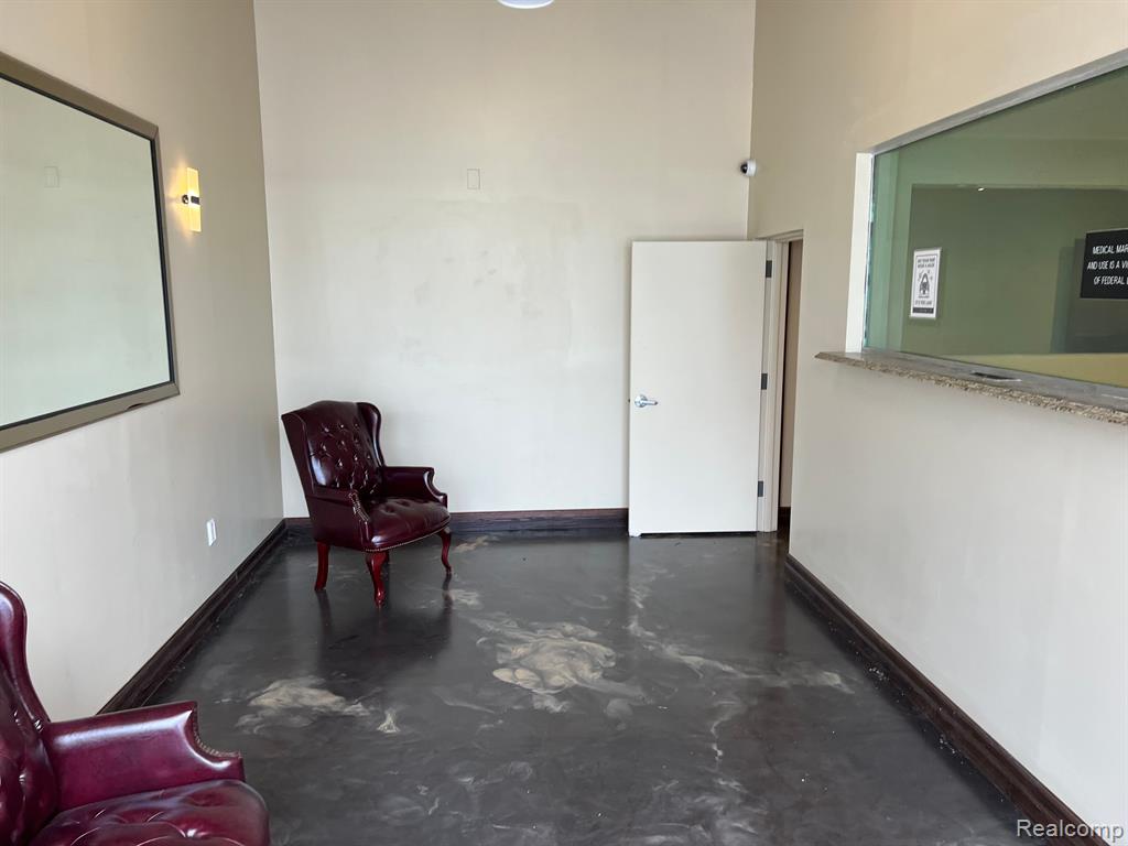 5540 E 8 MILE Road E, Detroit, MI 48091 — Photo 35