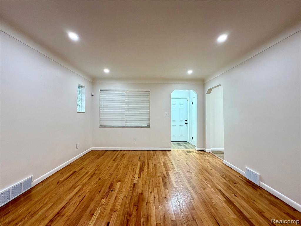 13540 E State Fair Street, Detroit, MI 48205 — Photo 15