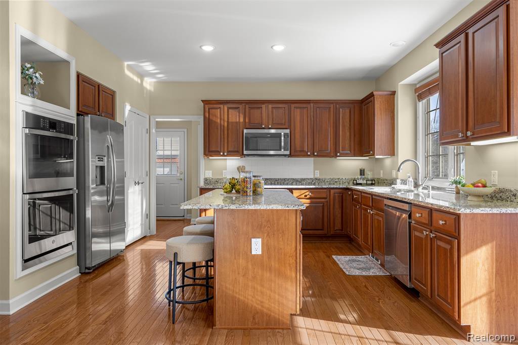 44570 White Pine Circle W, Northville, MI 48168 — Photo 14