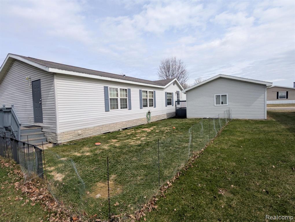 8 Brookfield, Swartz Creek, MI 48473 — Photo 5