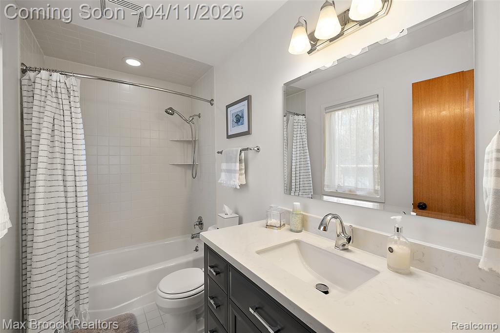 850 Lake Angelus Shores, Lake Angelus, MI 48326 — Photo 19
