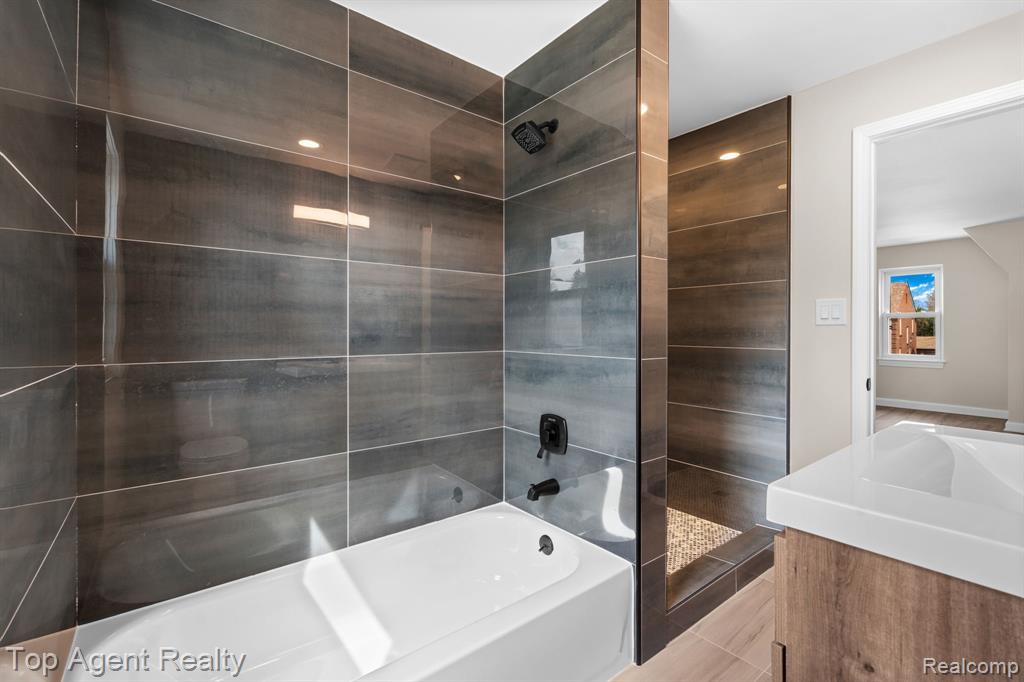 15093 Stahelin Avenue, Detroit, MI 48223 — Photo 24