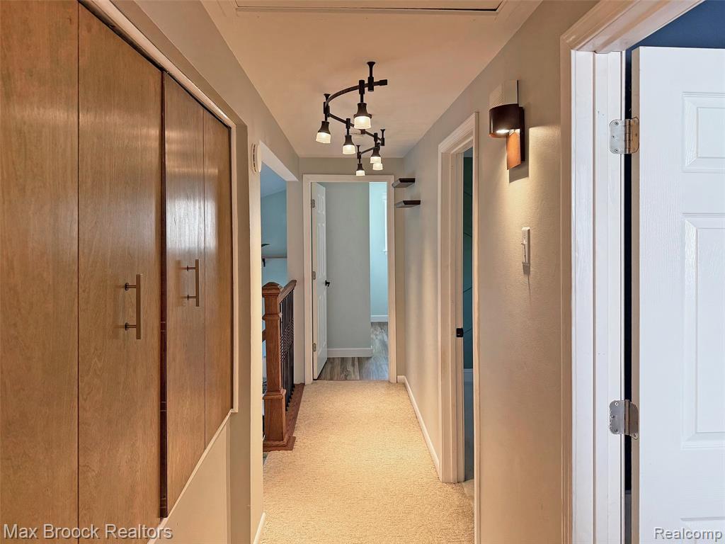 8055 Donna Street, Westland, MI — Photo 9
