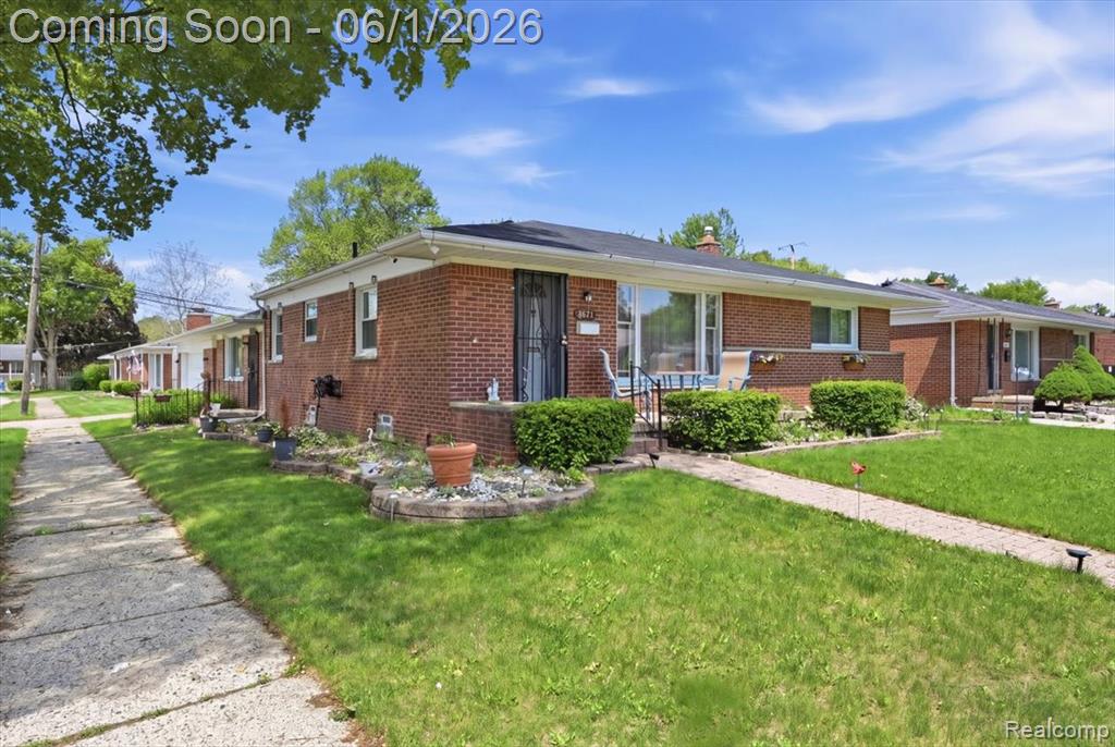 8271 Arnold Street, Dearborn Heights, MI 48127 — Photo 4