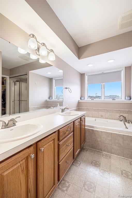 6197 SHARP Road, Swartz Creek, MI 48473 — Photo 8