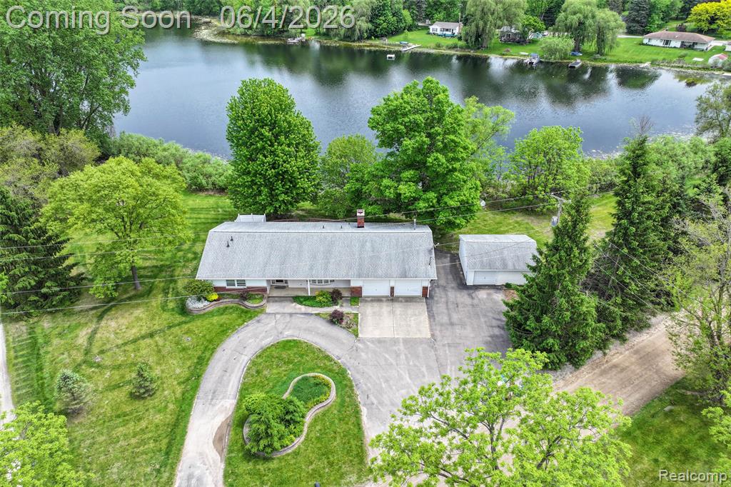 422 East Road, Holly, MI 48442 — Photo 5