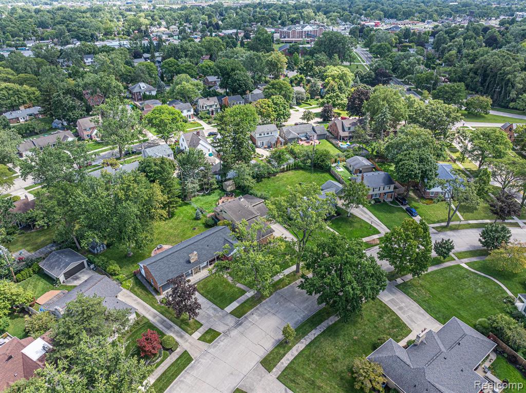 4126 N FULTON Place, Royal Oak, MI 48073 — Photo 29
