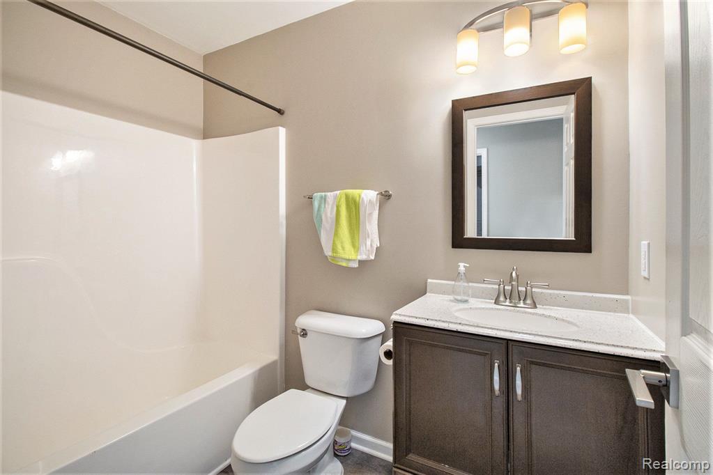 7236 Homestead Road, Ypsilanti, MI 48197 — Photo 22
