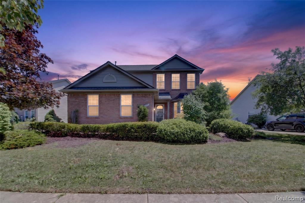 27985 S Mockingbird Drive, Flat Rock, MI 48134