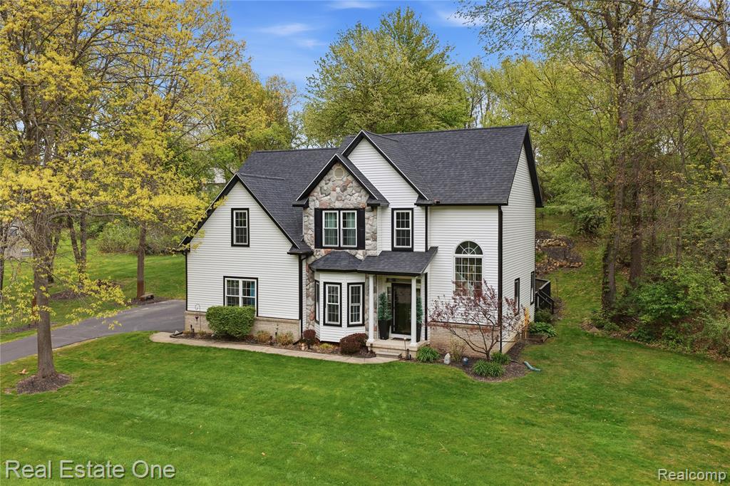 5361 Universe Avenue, Howell, MI 48843