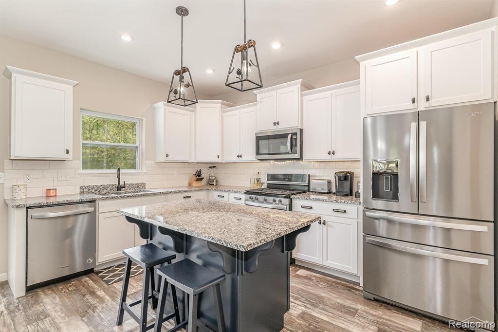 7302 Geraldine Circle, Swartz Creek, MI 48473 — Photo 10