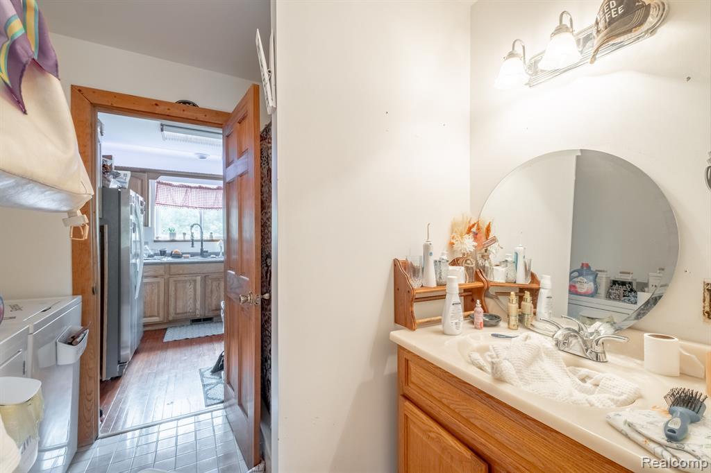 6649 HART LAKE Road, Otter Lake, MI 48464 — Photo 12