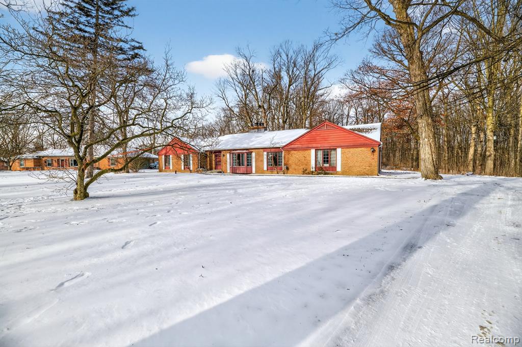 5551 Sugar Bush Lane, Flint, MI 48532 — Photo 6