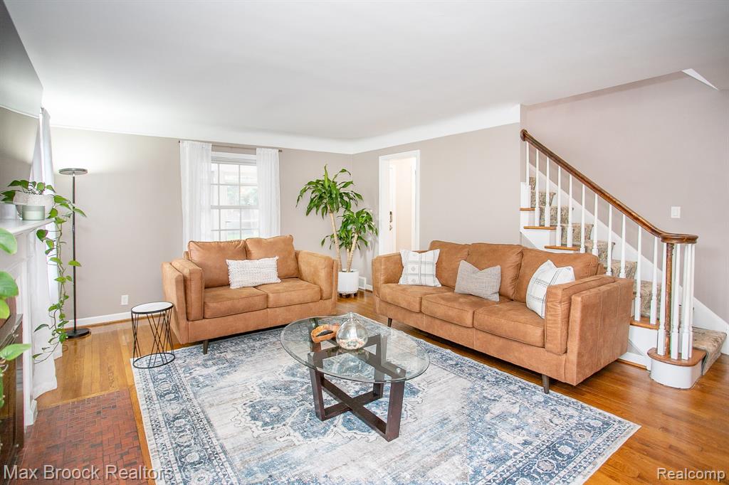 10475 Vernon Avenue, Huntington Woods, MI — Photo 5