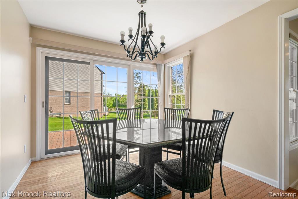 7657 Windgate Circle, West Bloomfield, MI 48323 — Photo 20