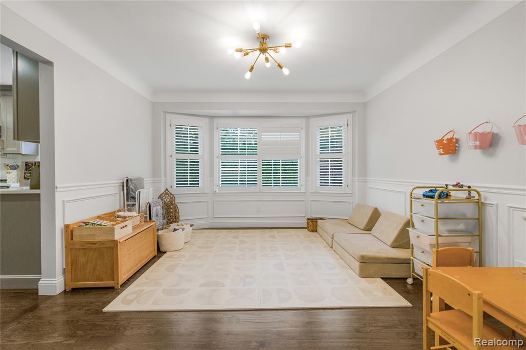 7005 Cathedral Drive, Bloomfield Hills, MI 48301 — Photo 9