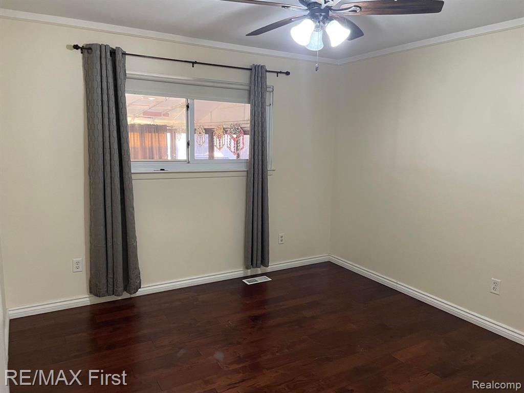 8401 18 Mile APT # 99 Road, Sterling Heights, MI 48313 — Photo 18