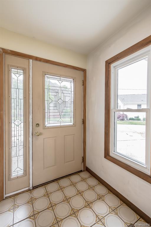 9634 Bonnie Briar Street, White Lake, MI — Photo 3