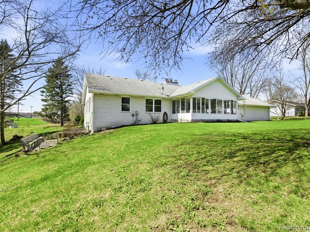 2956 Maywood Drive, Port Huron, MI 48060 — Photo 5