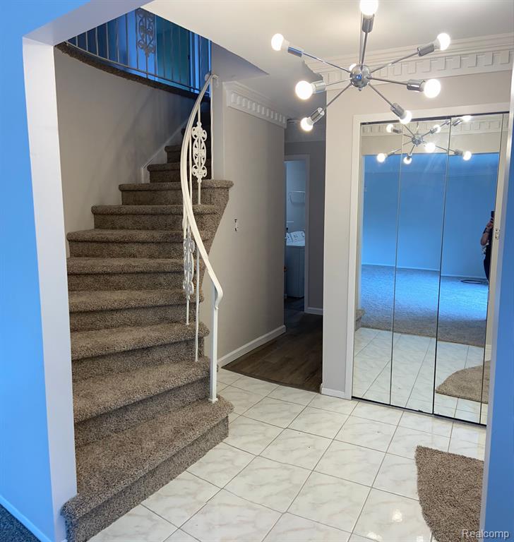 494 ROLLING GREEN Circle S, Rochester Hills, MI 48309 — Photo 15