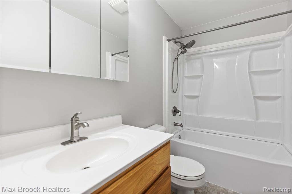 3565 JONES Road, North Branch, MI 48461 — Photo 23