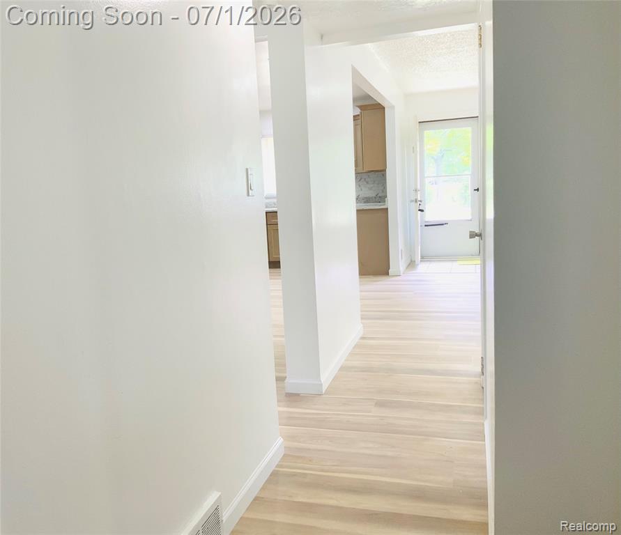 6475 N Highland Street, Dearborn Heights, MI 48127 — Photo 9