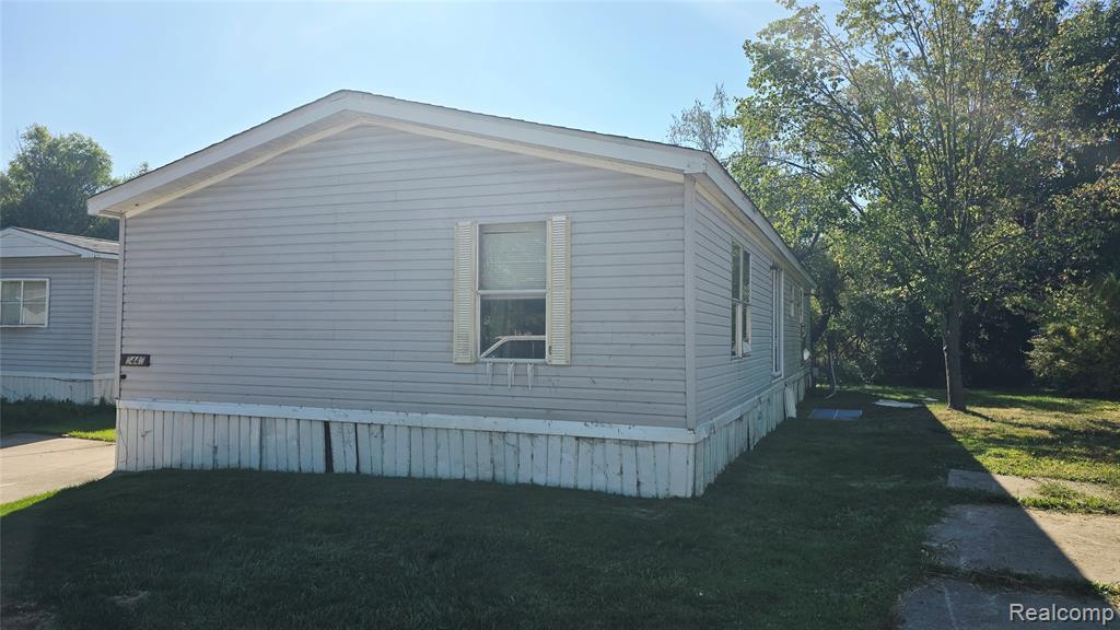 5445 Americana Lane, Casco, MI 48064 — Photo 2