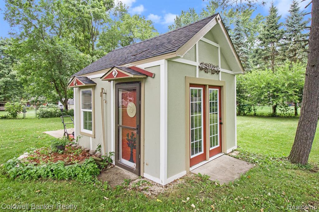 61722 FAIRLAND Drive, South Lyon, MI 48178 — Photo 9