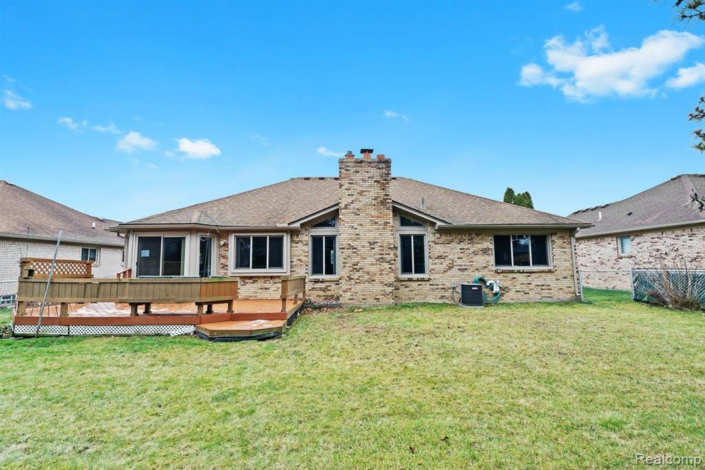46690 BARBARA Drive, Macomb, MI 48044 — Photo 7