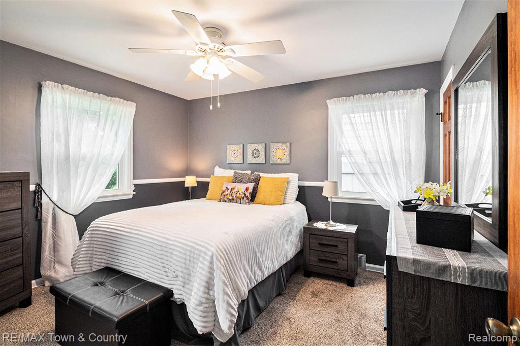 407 N McKinley Road, Flushing, MI 48433 — Photo 12