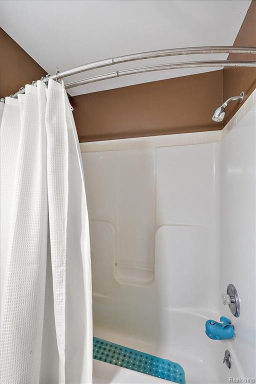 8958 SUNFLOWER, Whitmore Lake, MI 48189 — Photo 45