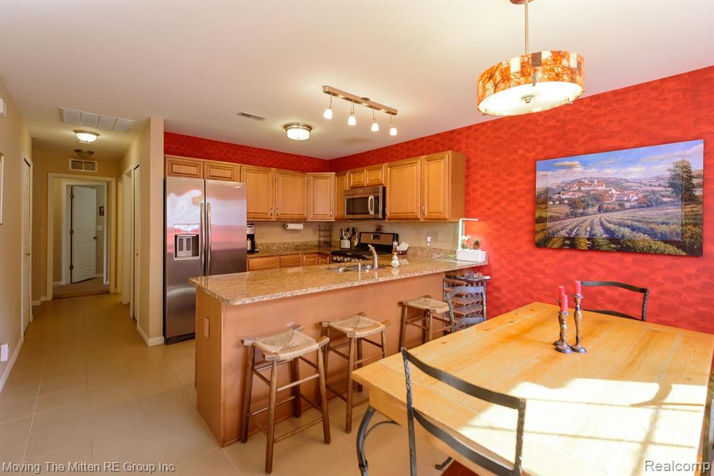 42156 N CUMBERLAND Drive, Van Buren, MI 48111 — Photo 8