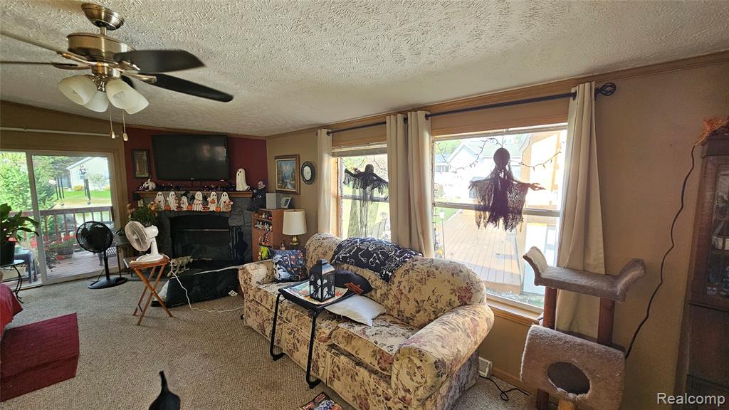 115 Pine Lakes Drive W, Lapeer, MI 48446 — Photo 15