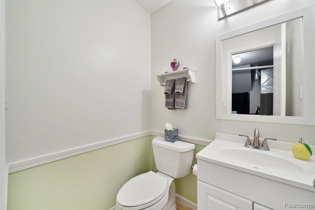 4020 OTTO Road, Waterford, MI 48328 — Photo 27