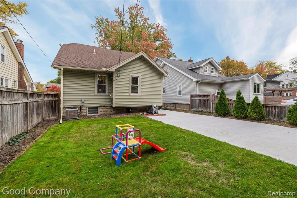 820 E 2nd Street, Royal Oak, MI 48067 — Photo 40