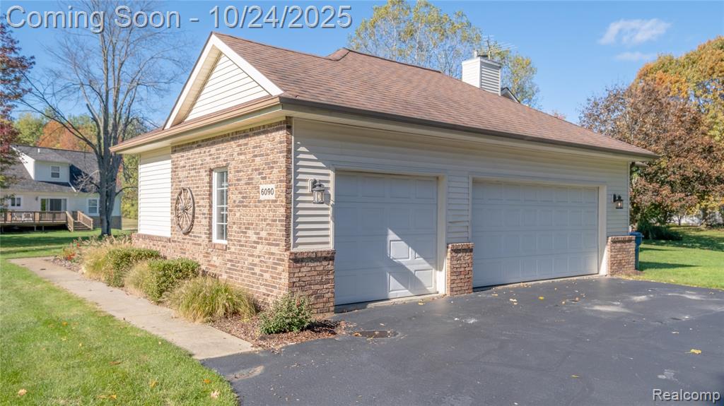 6090 Raphael Court, White Lake, MI 48383 — Photo 4