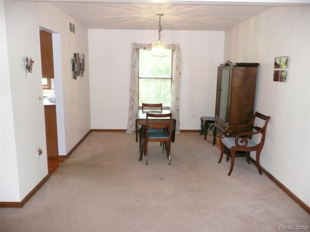 2388 Ava, Howell, MI 48843 — Photo 6