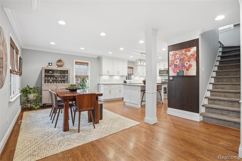 373 Hillcrest Avenue, Grosse Pointe Farms, MI 48236 — Photo 15