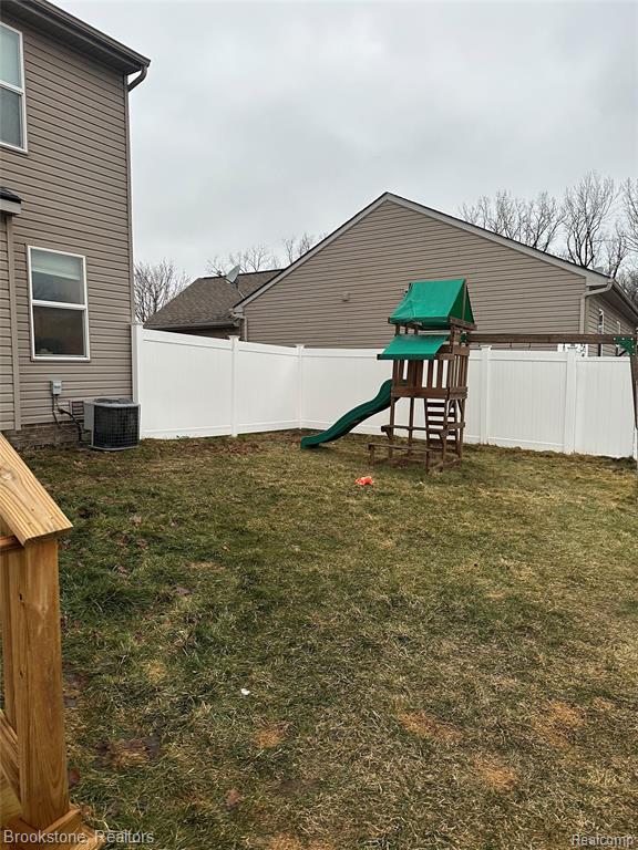 442 Princeton Drive, South Lyon, MI 48178 — Photo 28