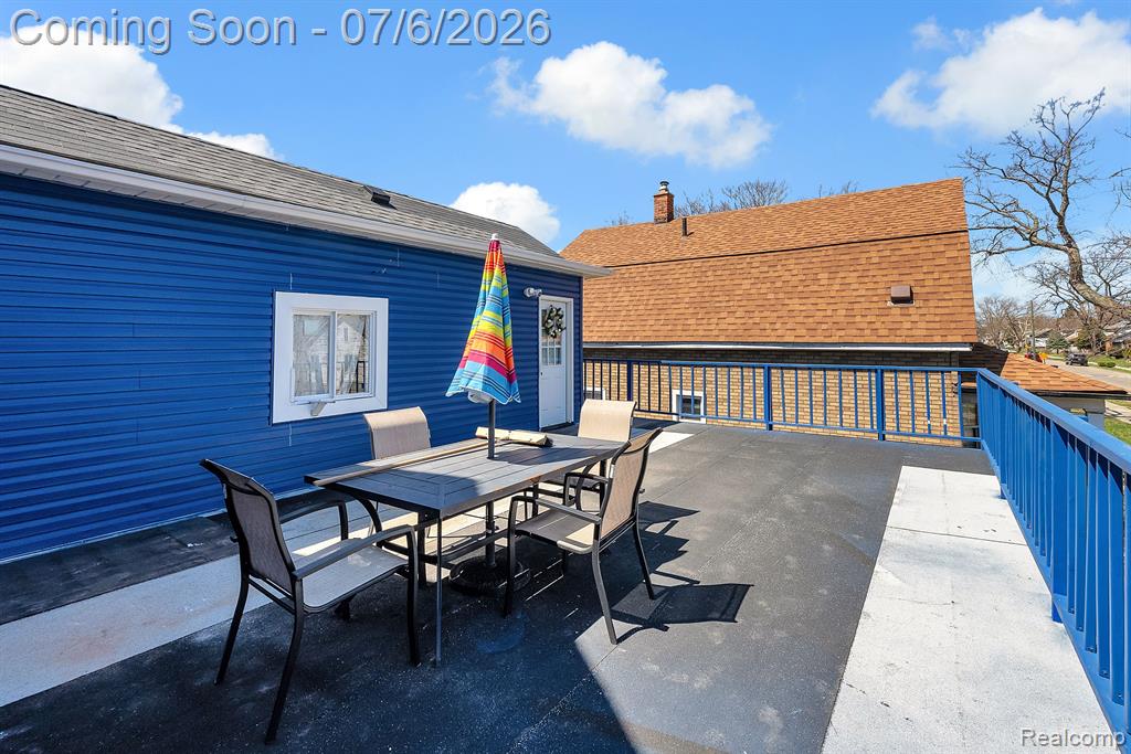 4405 BEWICK Street, Detroit, MI 48214 — Photo 17