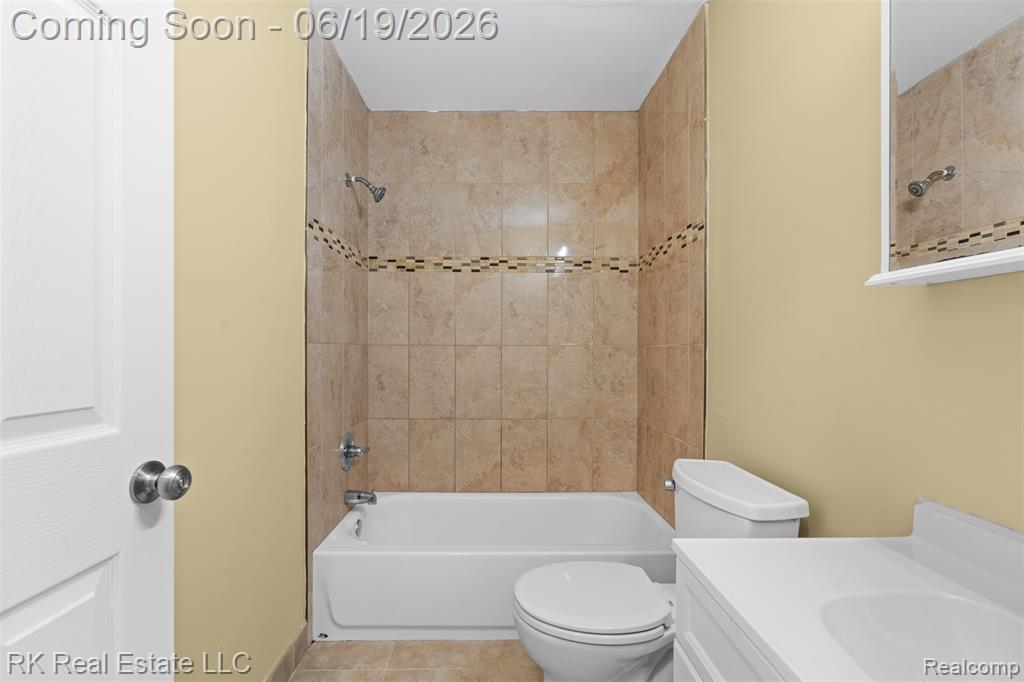 58629 Wallington, Washington, MI — Photo 18