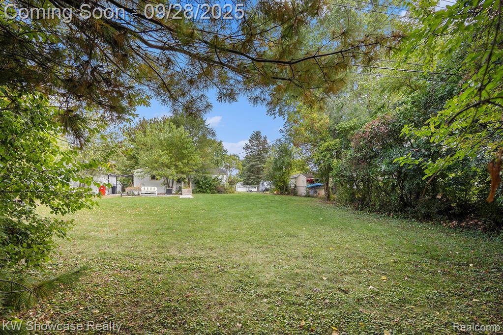 6319 Eastlawn Avenue, Clarkston, MI — Photo 23