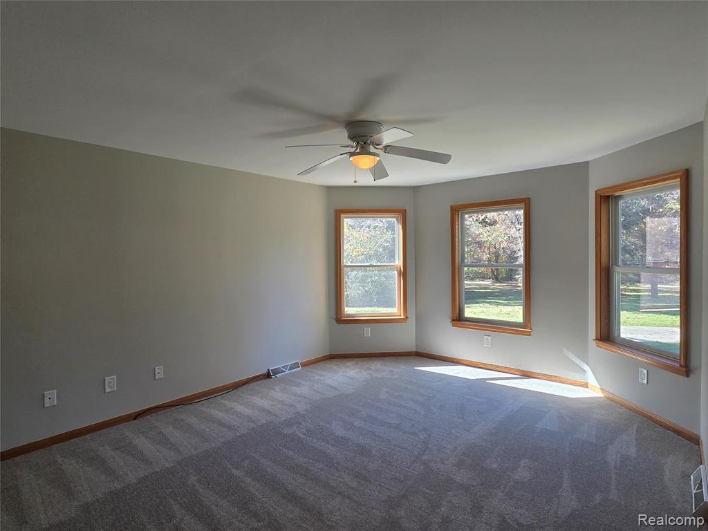 7507 Pingree Road, Pinckney, MI 48169 — Photo 14