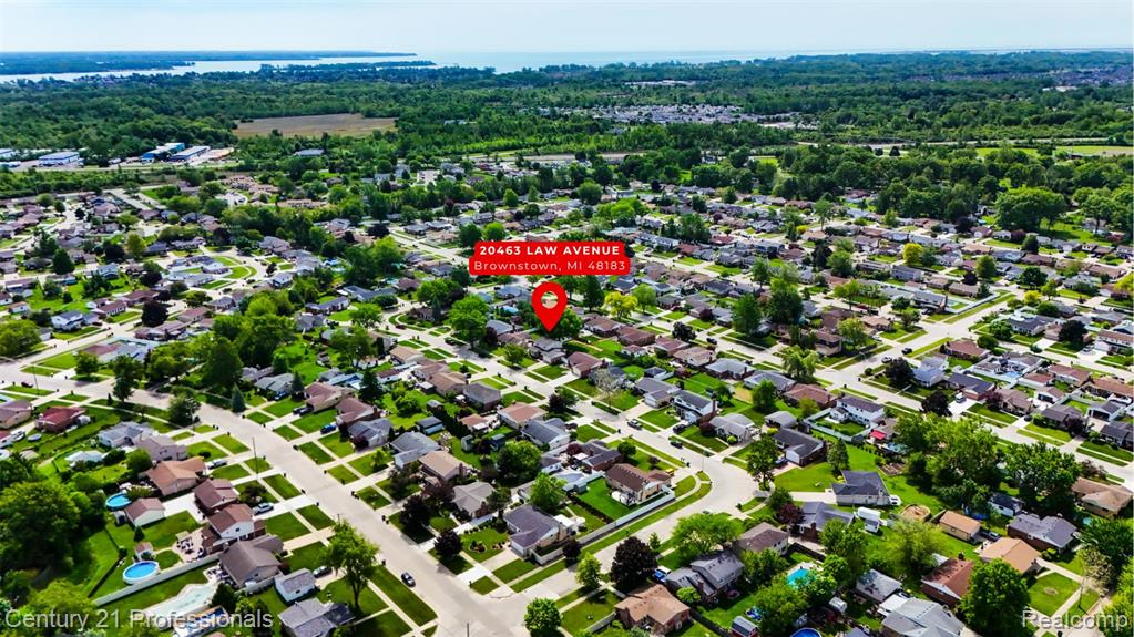 20463 Law Avenue, Brownstown, MI 48183 — Photo 11