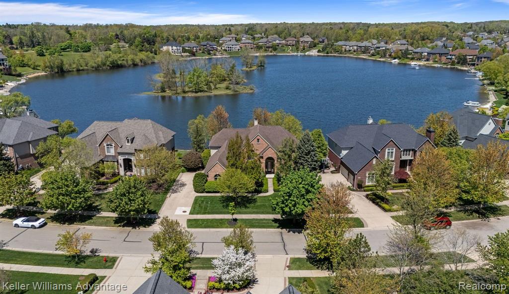 17421 Parkshore Drive, Northville, MI 48168 — Photo 3